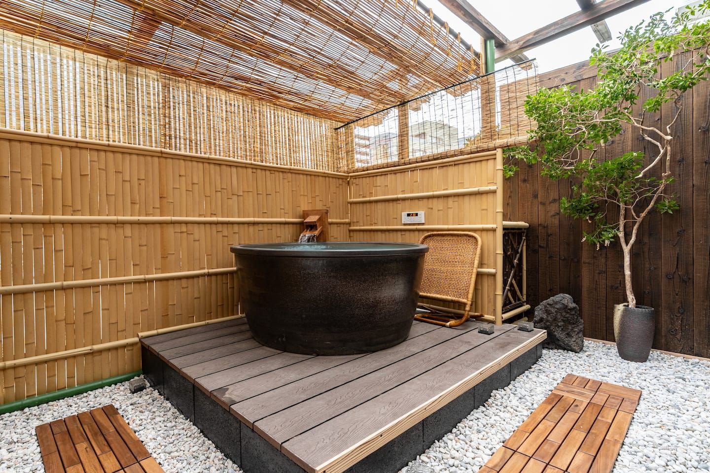 COLOR INN 日本橋